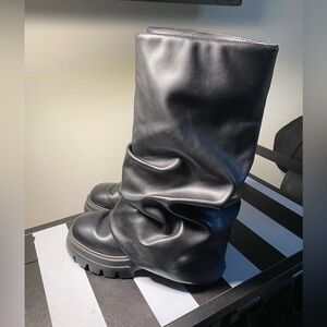 ***SOLD***Azalea Wang Cuffed Chunky Boot